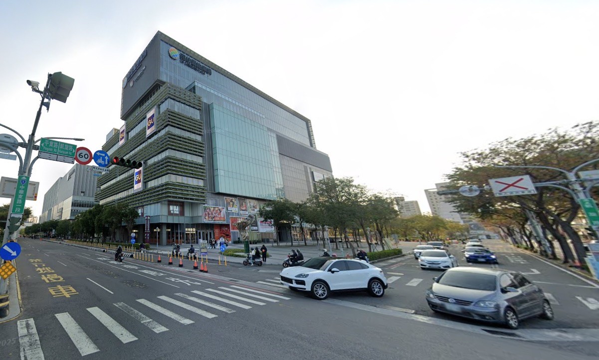 LINE_ALBUM_202622_260202_11