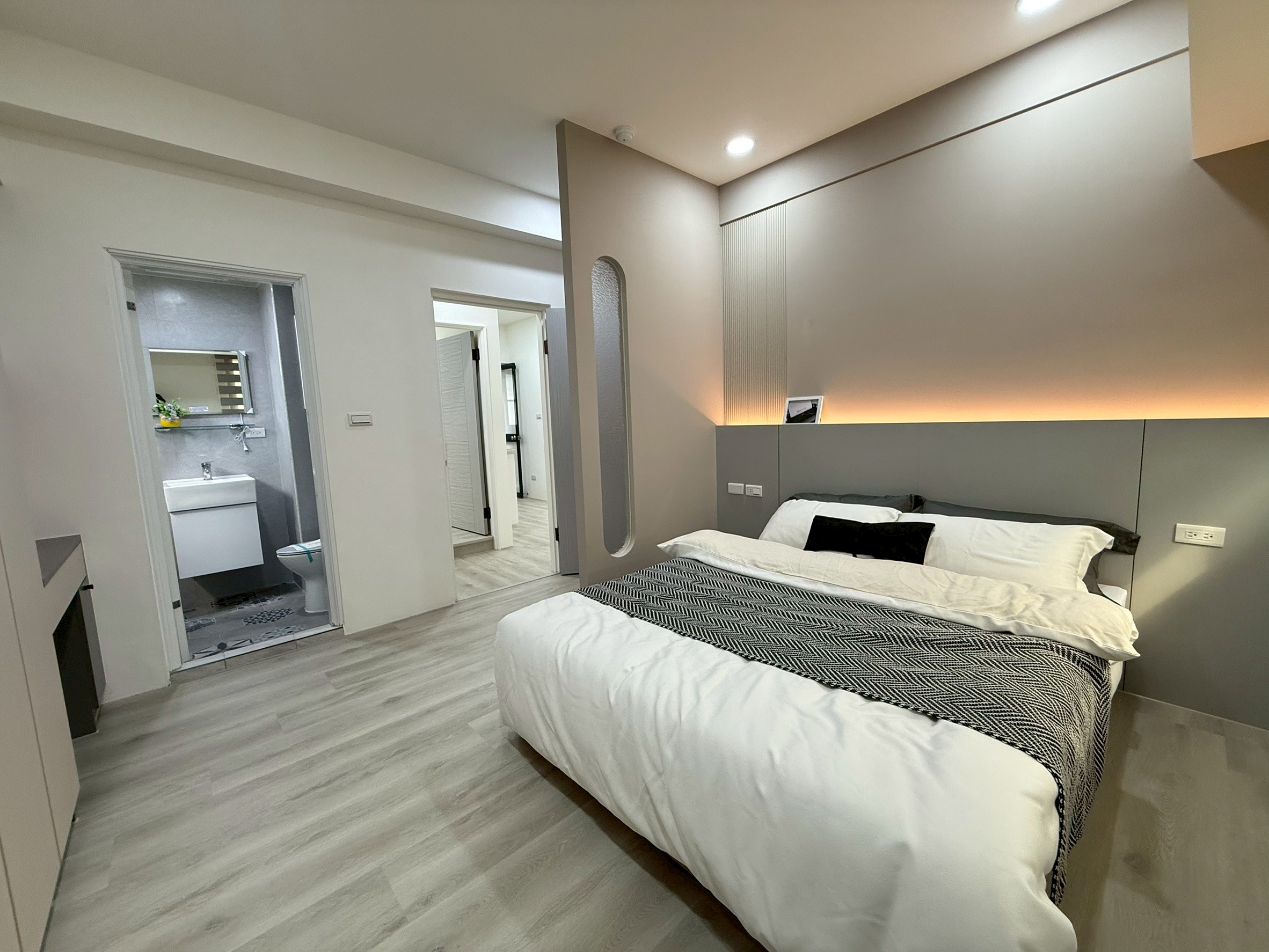 LINE_ALBUM_歸仁區中正南一路120號6樓_251127_10