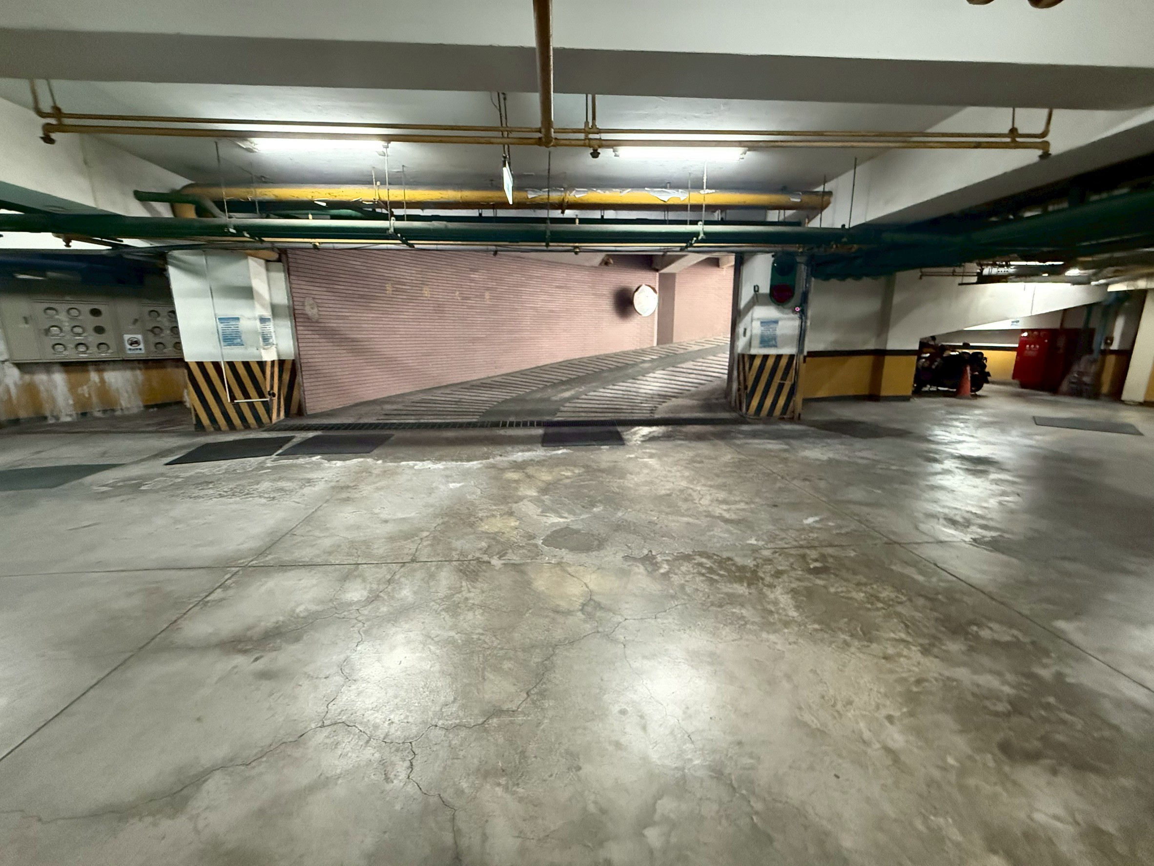 LINE_ALBUM_歸仁區中正南一路120號6樓_251127_3