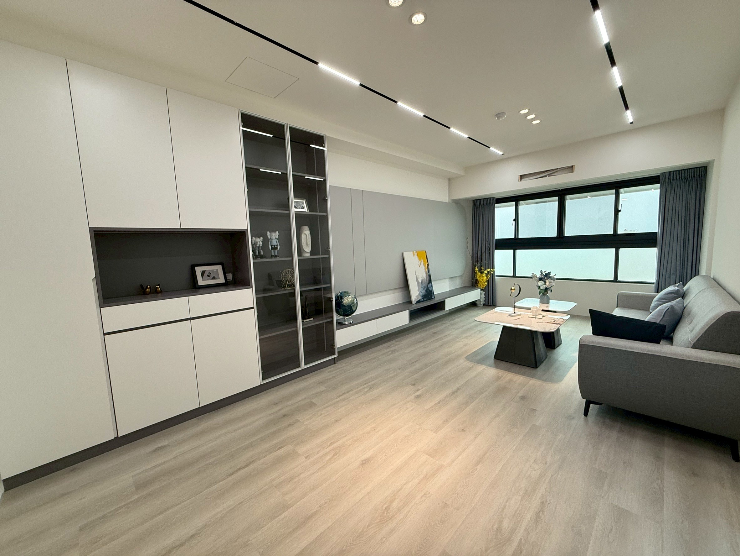 LINE_ALBUM_歸仁區中正南路一段120號六樓_251128_3