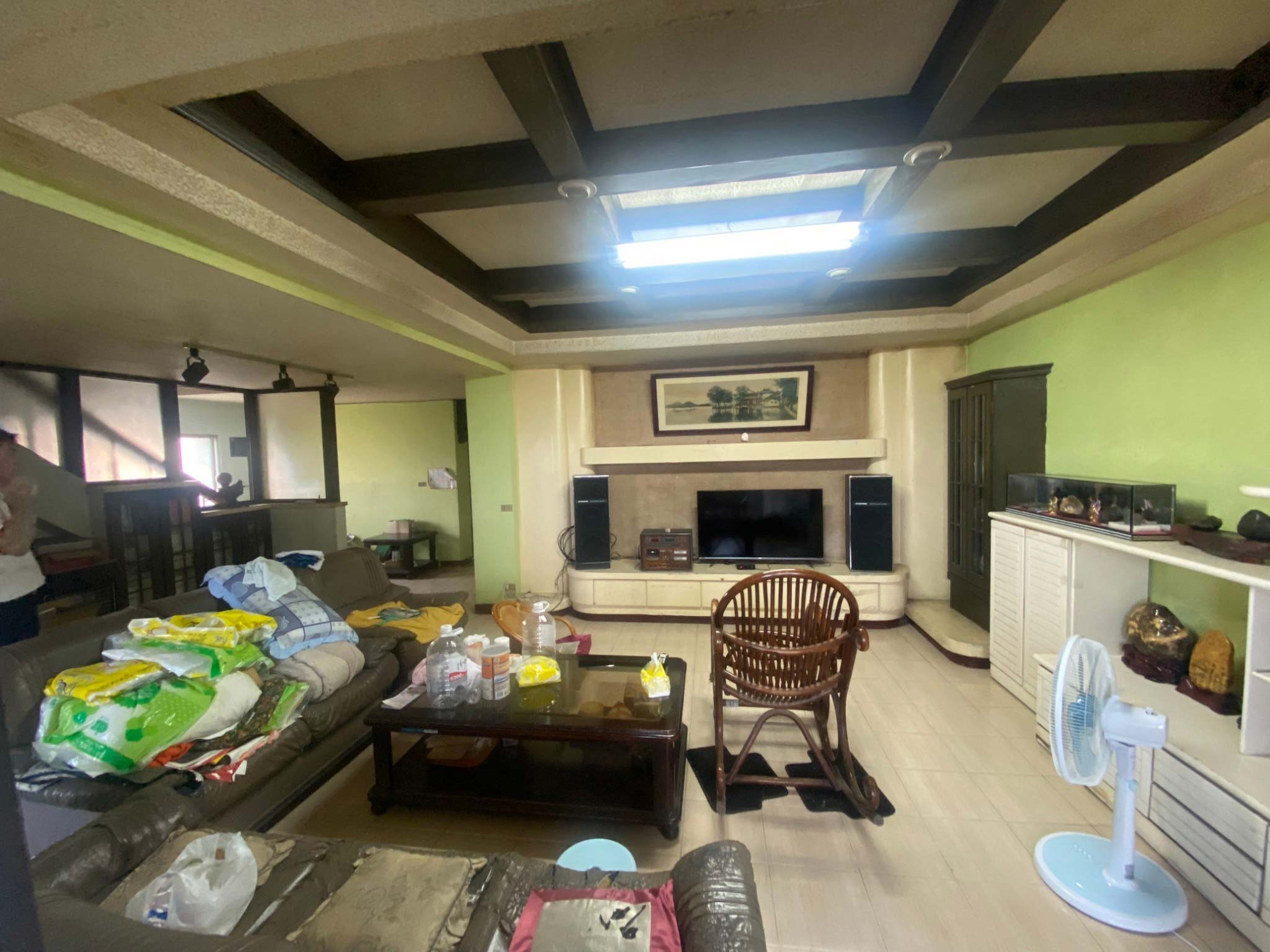 LINE_ALBUM_新化中山路大面寬鑽金店住_240923_1