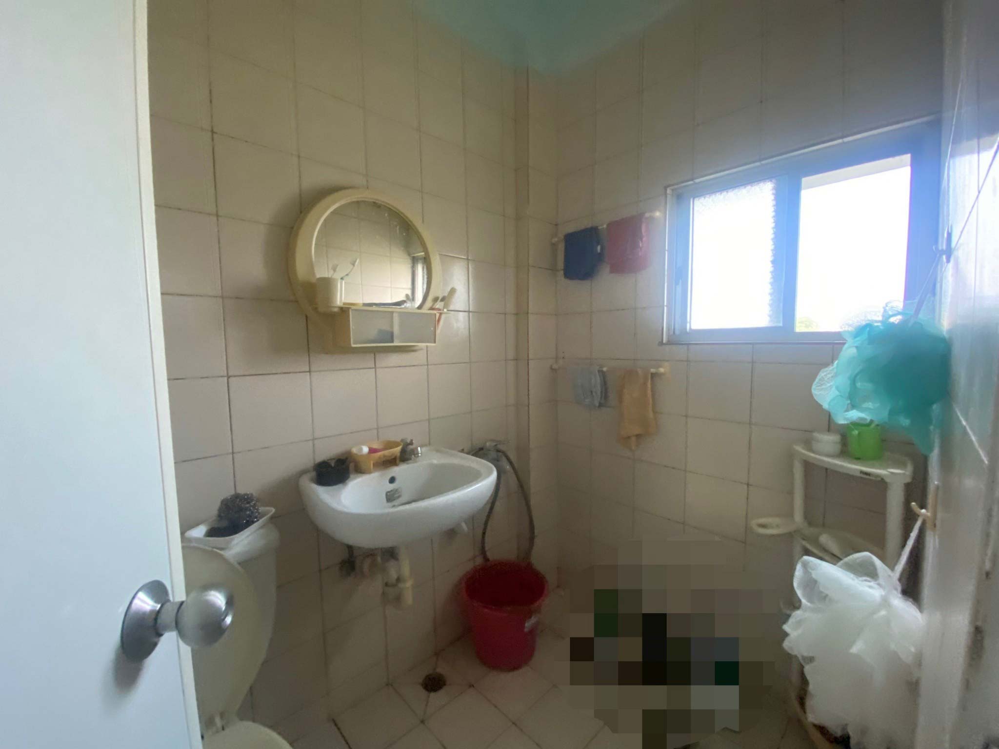 LINE_ALBUM_新化中山路大面寬鑽金店住_240923_18