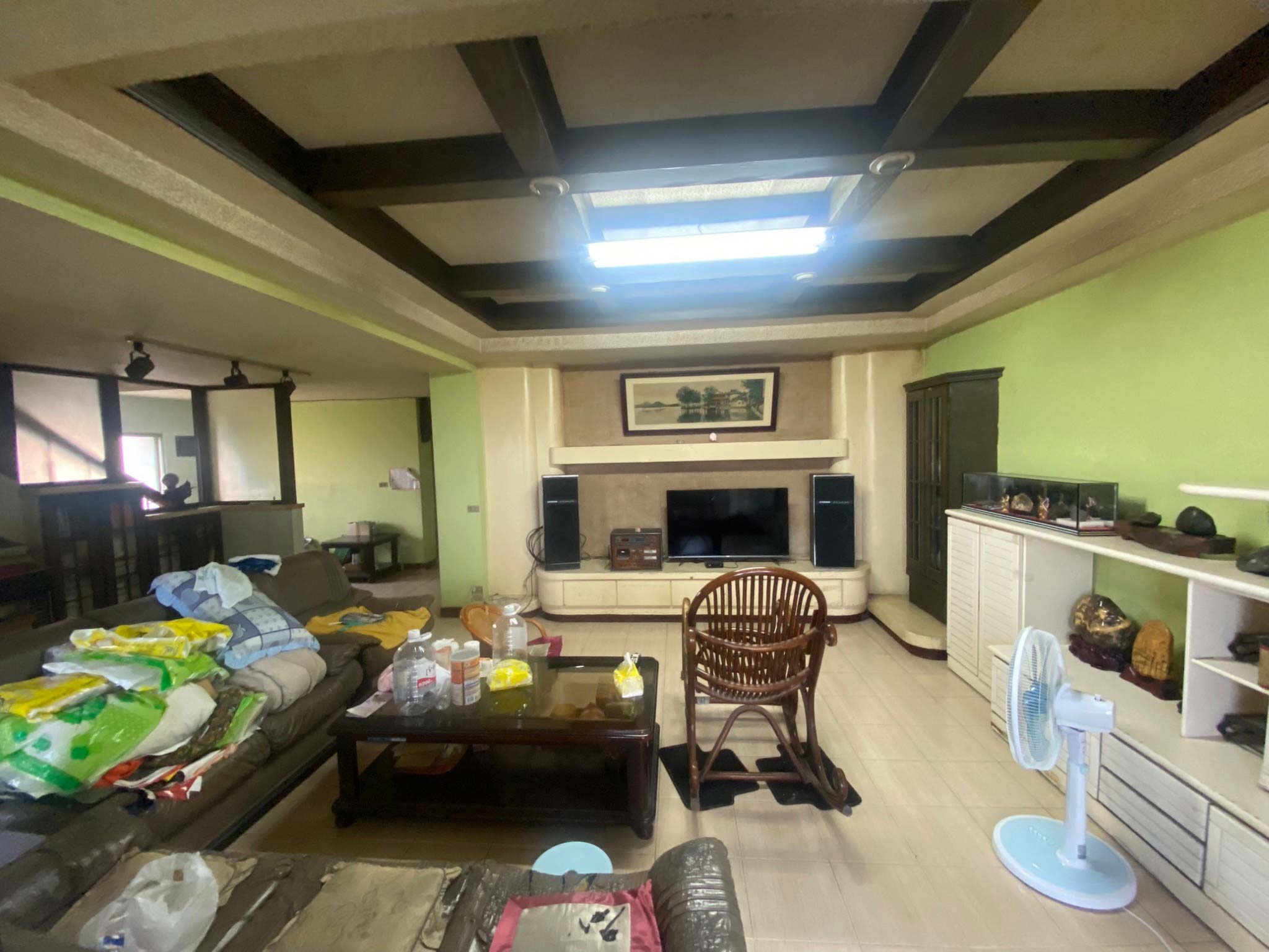 LINE_ALBUM_新化中山路大面寬鑽金店住_240923_2