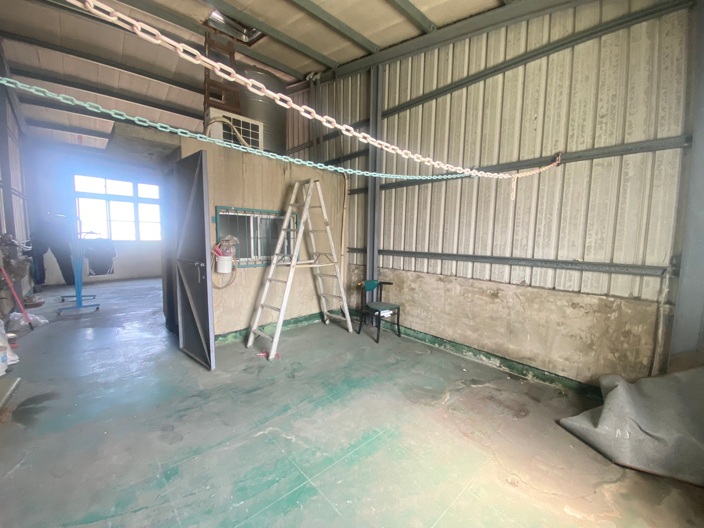 LINE_ALBUM_新市仁愛街28號透天_230407_7