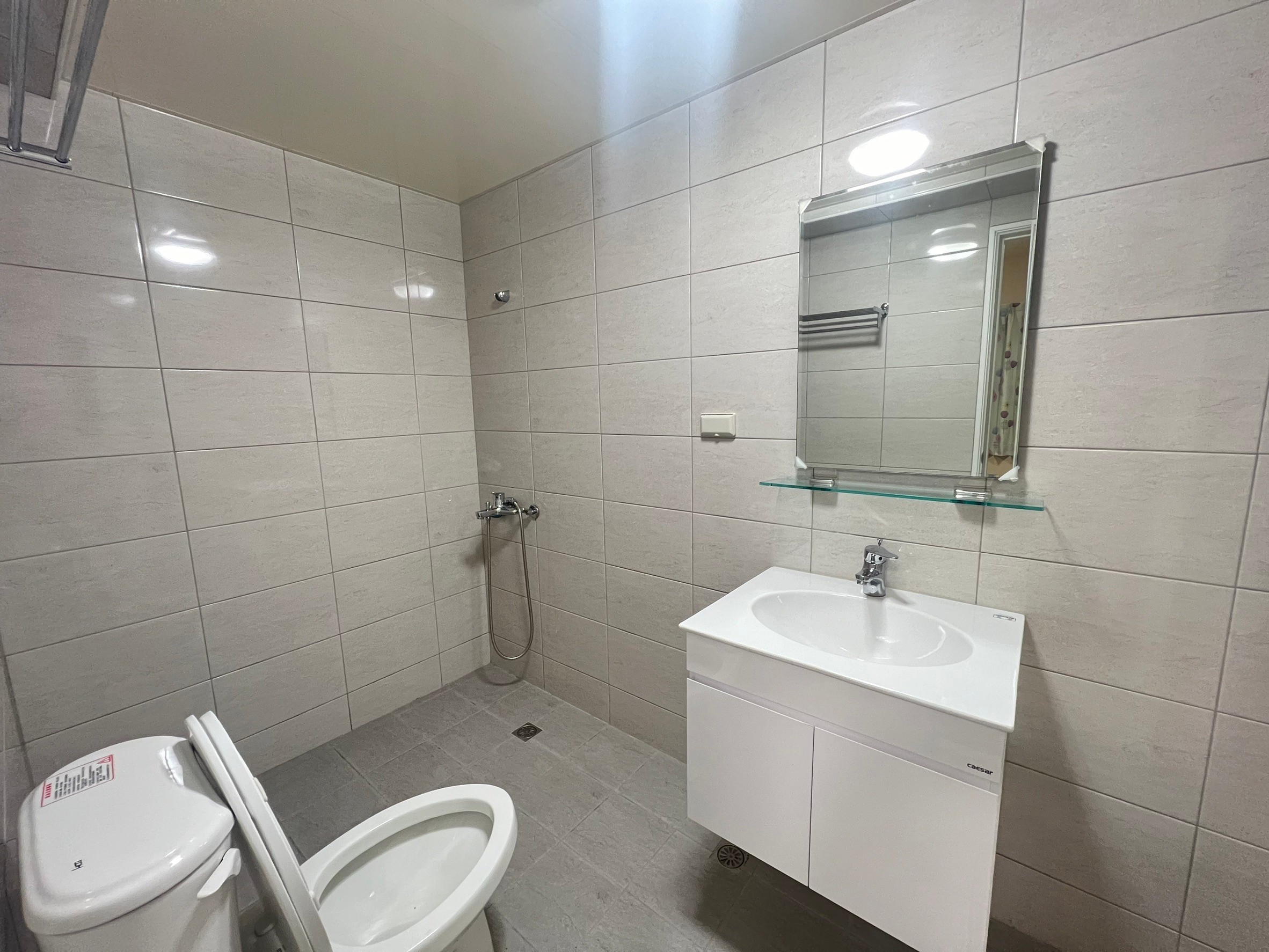 LINE_ALBUM_福鎮收租公寓_241006_2