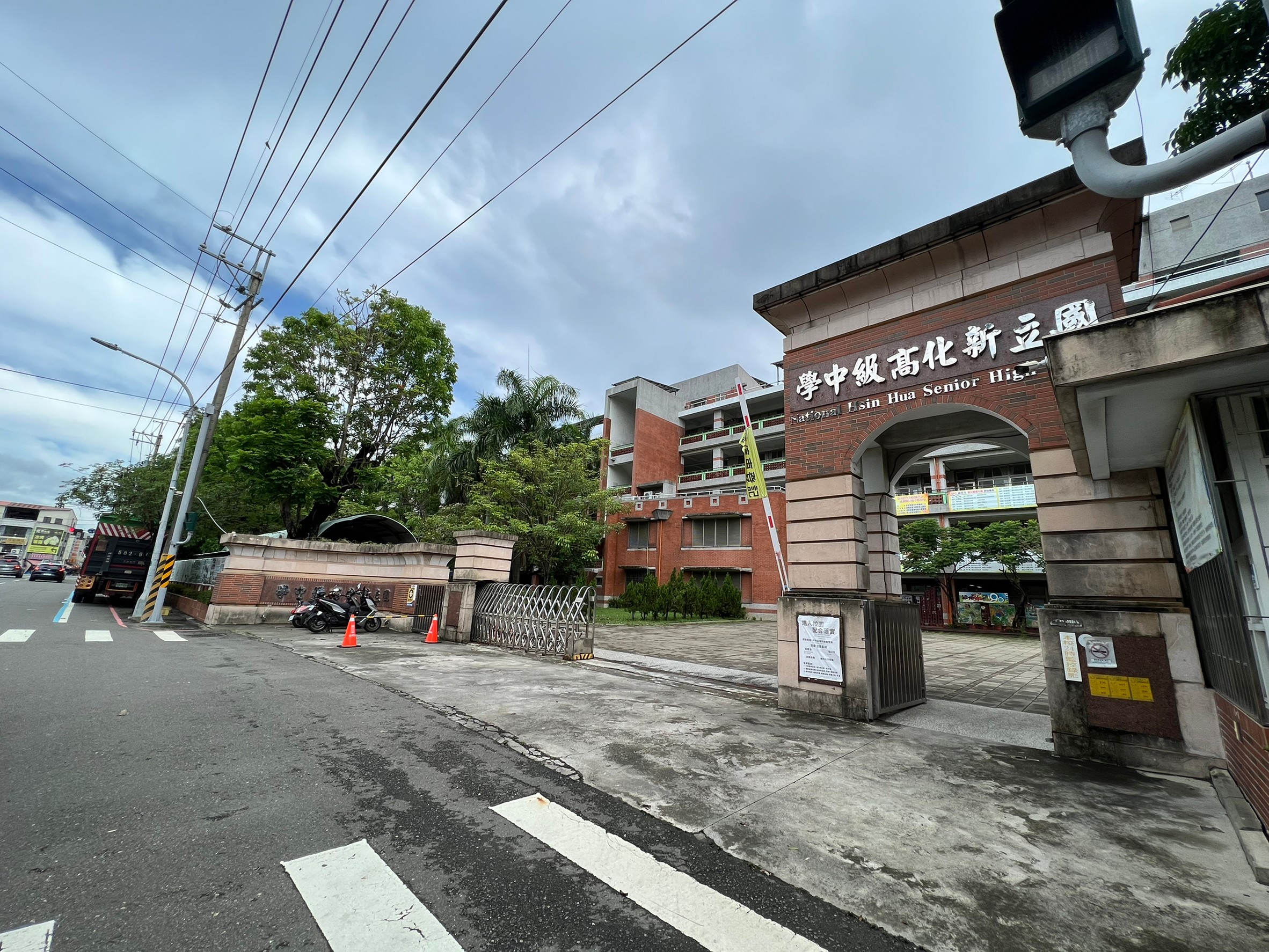 LINE_ALBUM_金龍旅社_220530_9_0