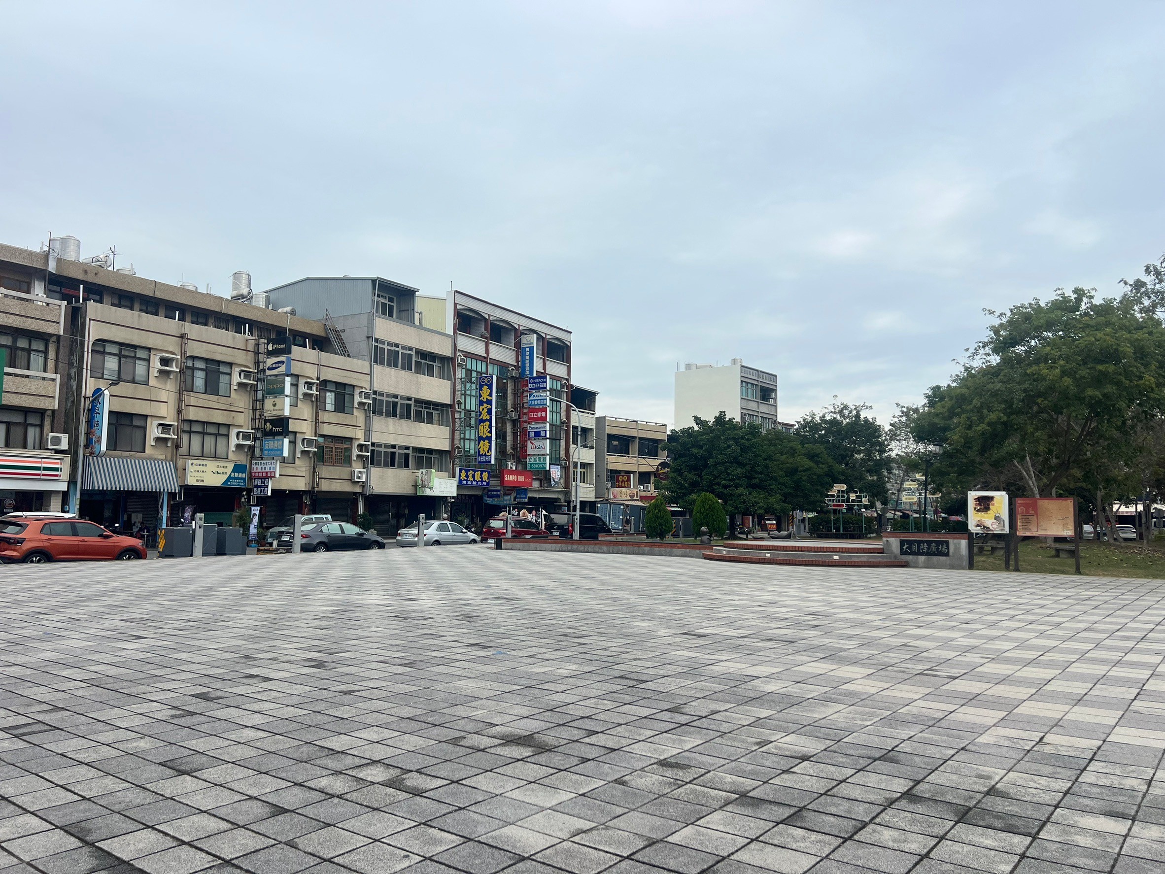 LINE_ALBUM_體育公園建地_241215_12