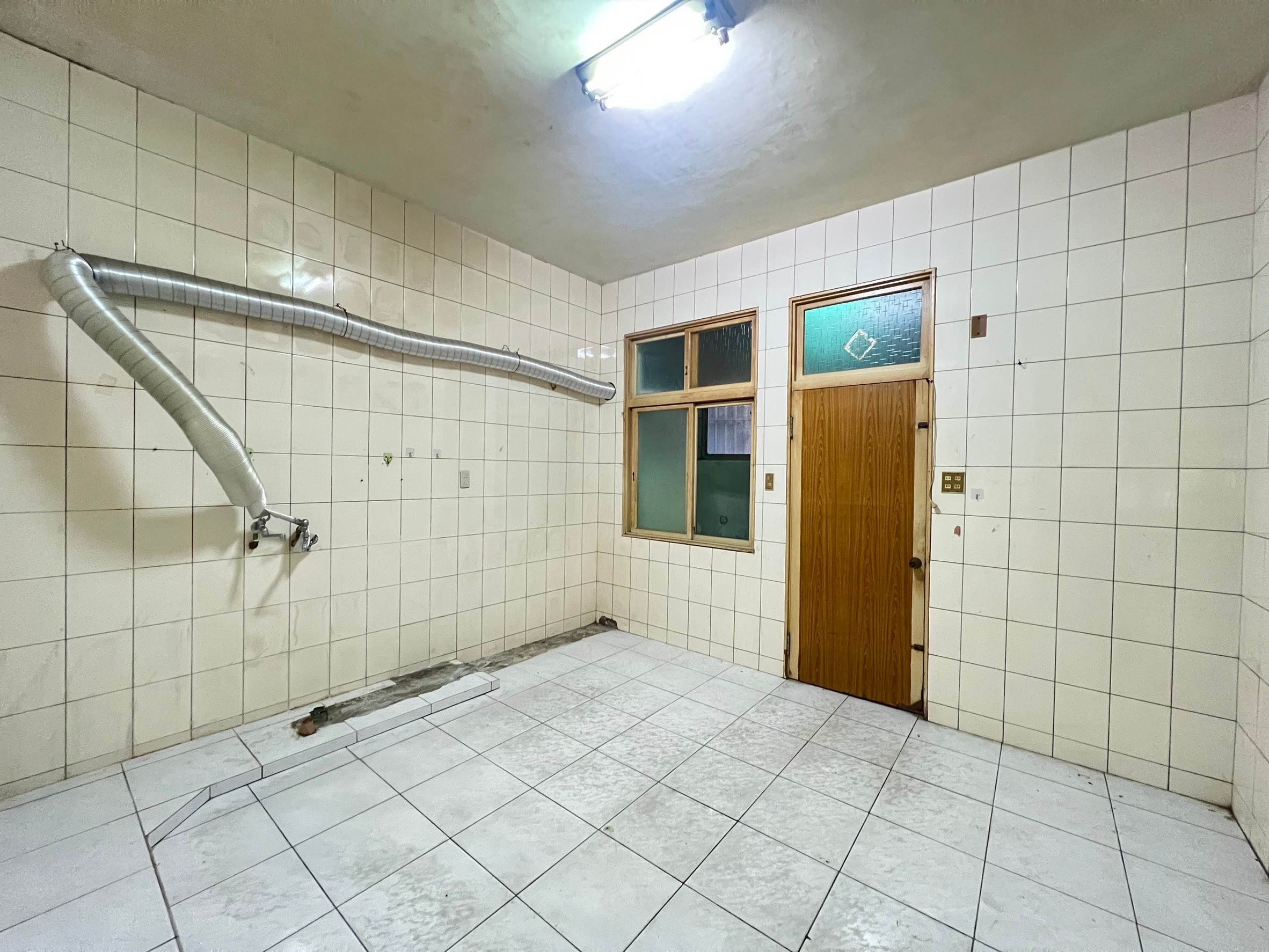 LINE_ALBUM_和平街透店_250106_2