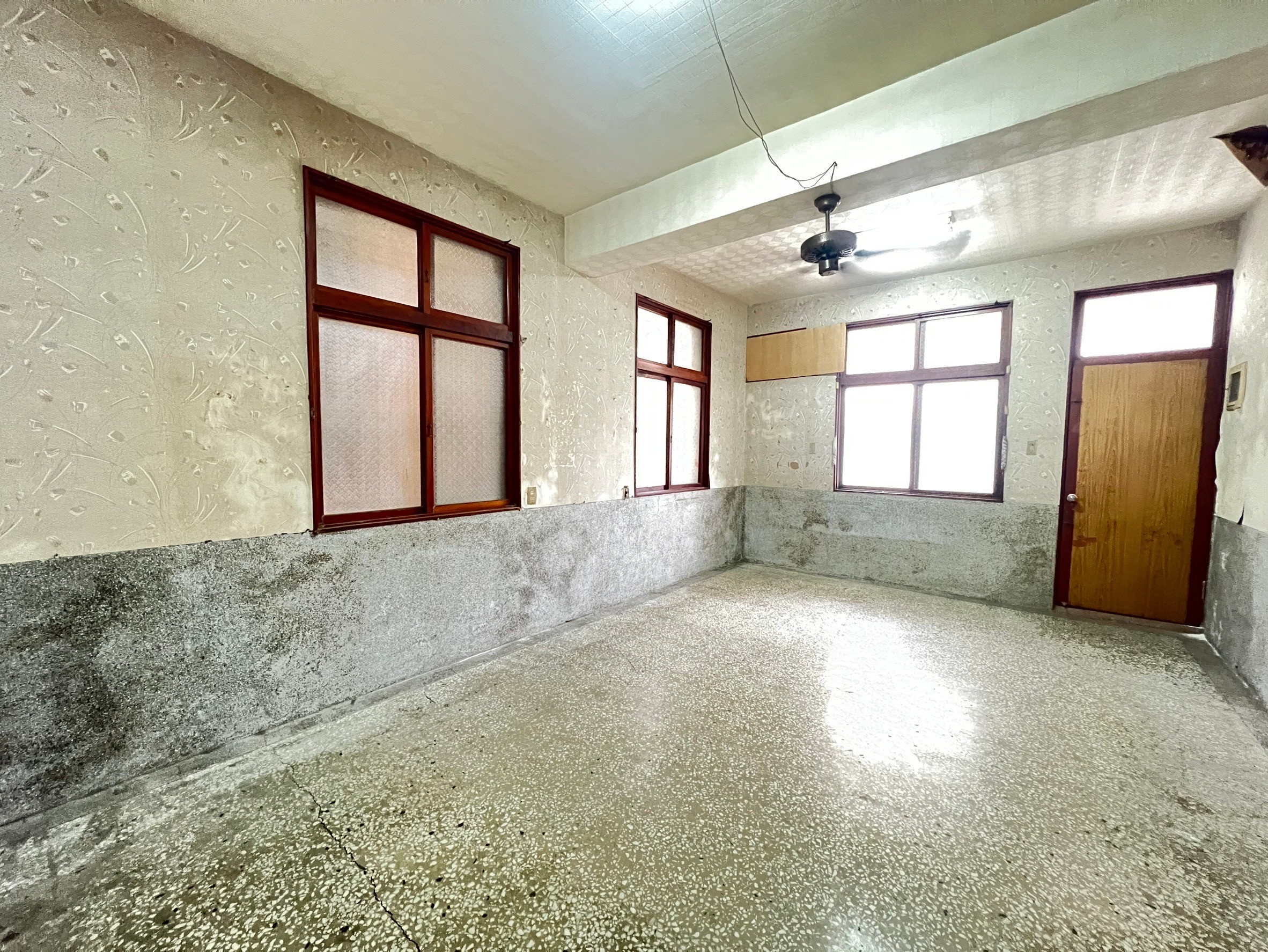 LINE_ALBUM_和平街透店_250106_3