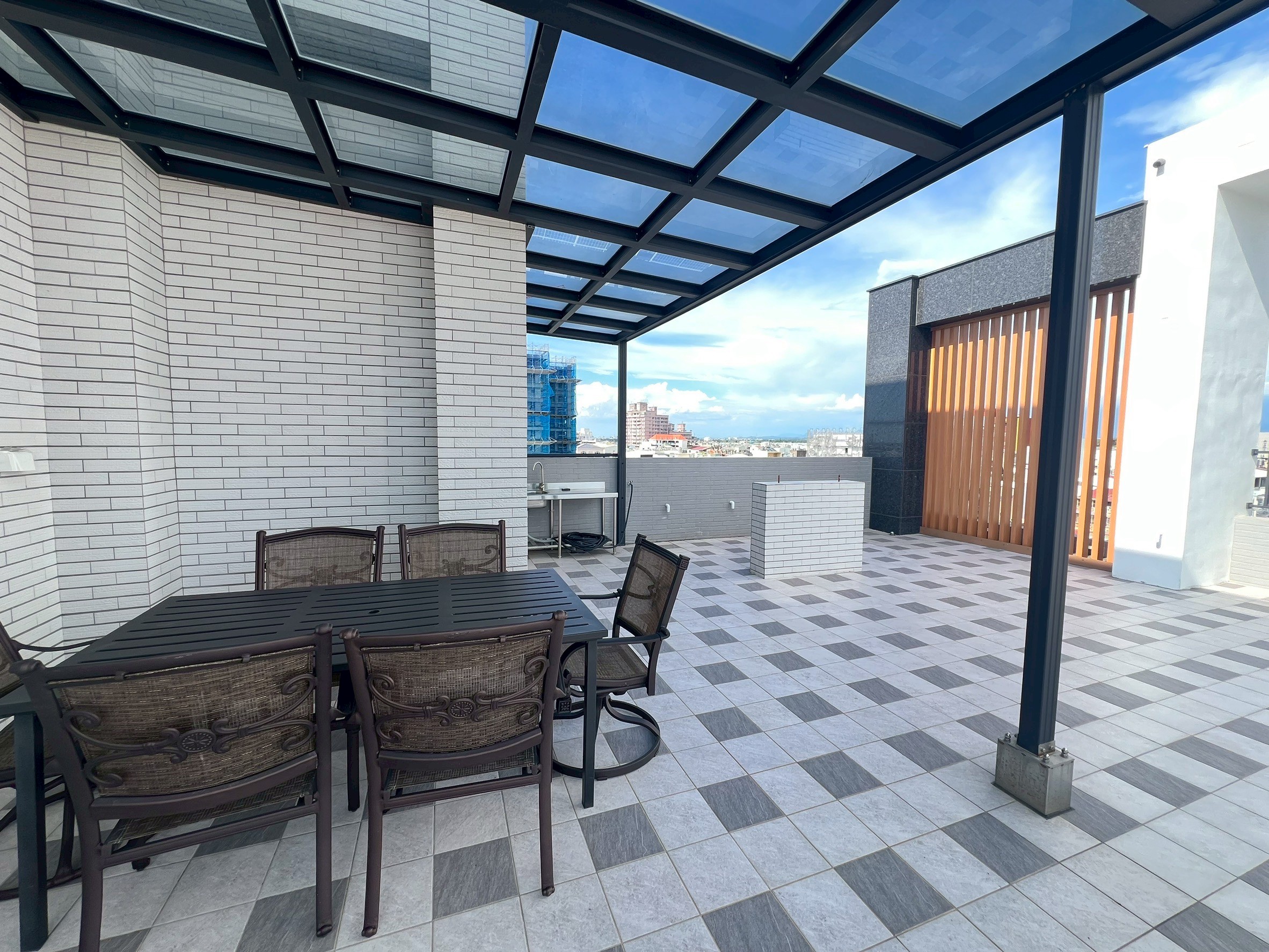 LINE_ALBUM_新化市場寬敞透天_250912_3