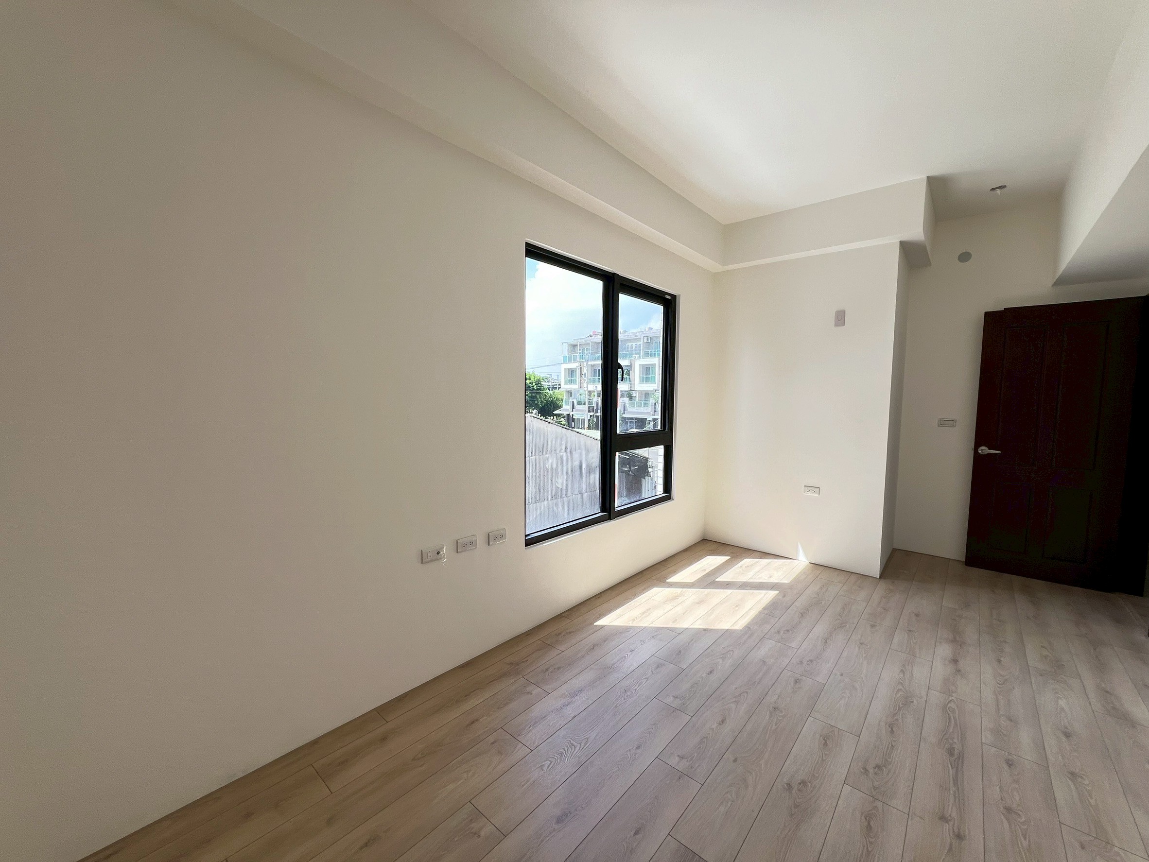 LINE_ALBUM_聽心苑三房_250922_5