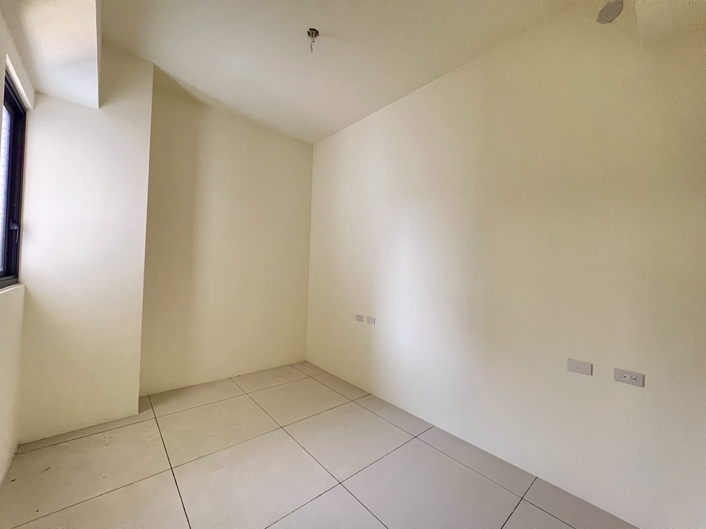 LINE_ALBUM_金玉建設（2樓之三、3樓之三，共兩戶）_250912_6