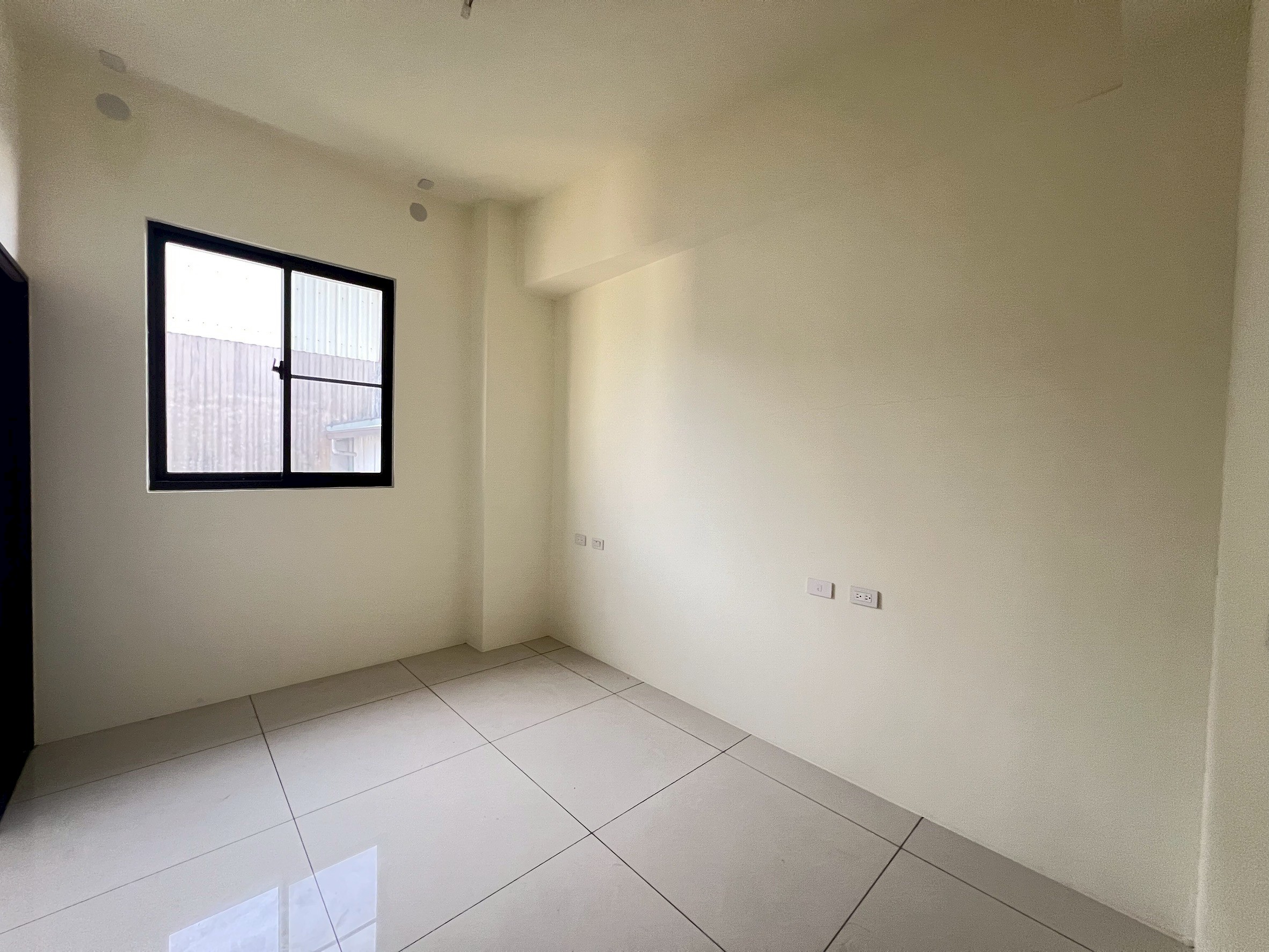 LINE_ALBUM_金玉建設（2樓之三、3樓之三，共兩戶）_250912_8