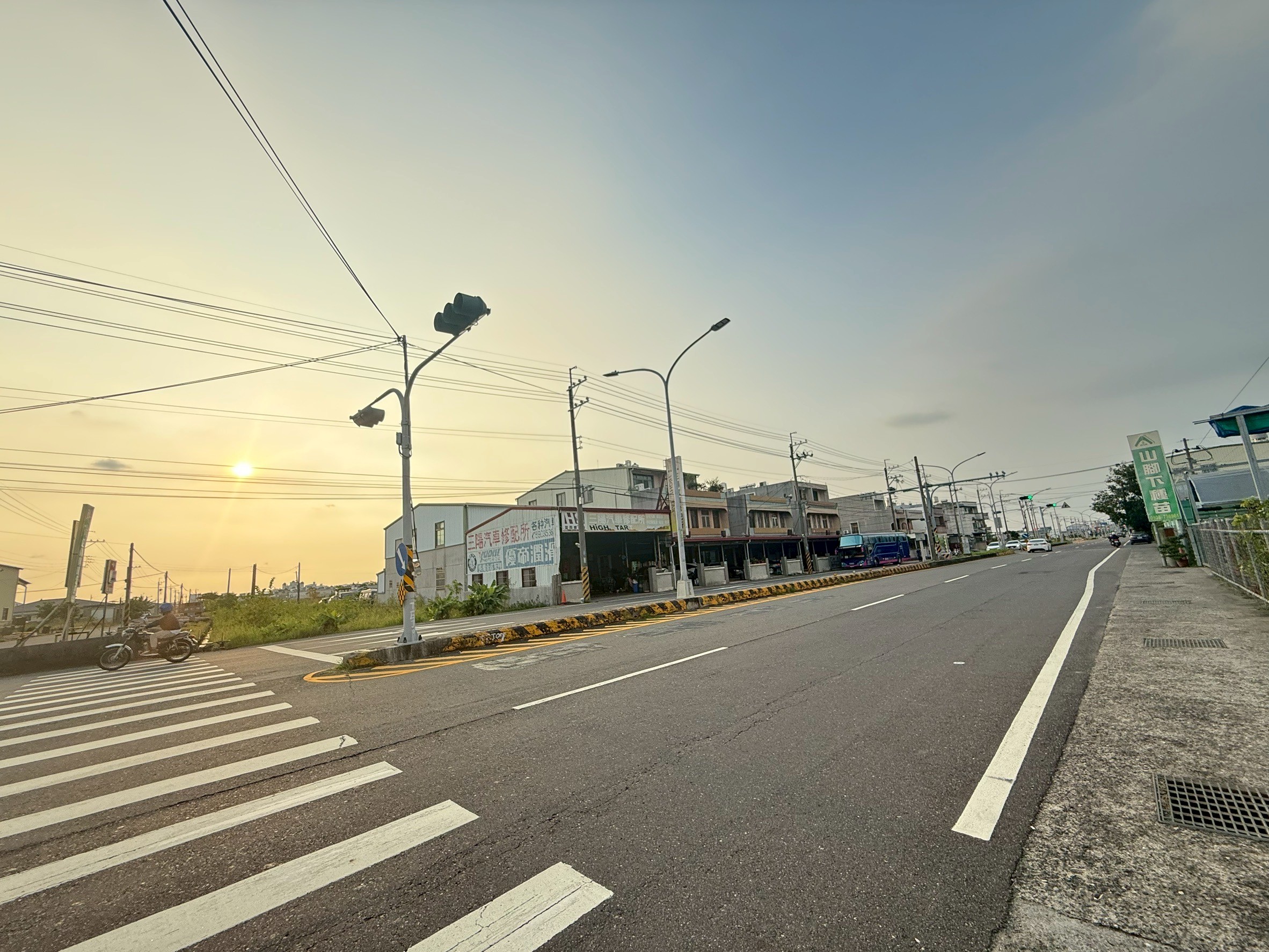 LINE_ALBUM_頂山腳段 661-4號 建地_250908_1