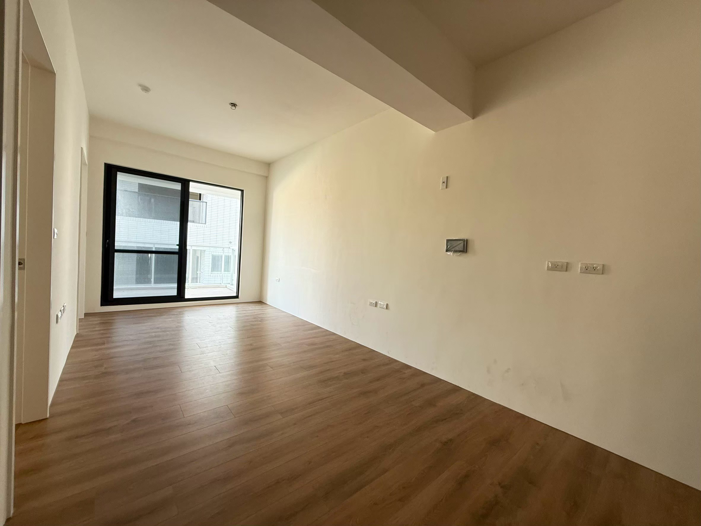 LINE_ALBUM_善化區復興街48巷1號2F-1(雪樹6）_251113_3