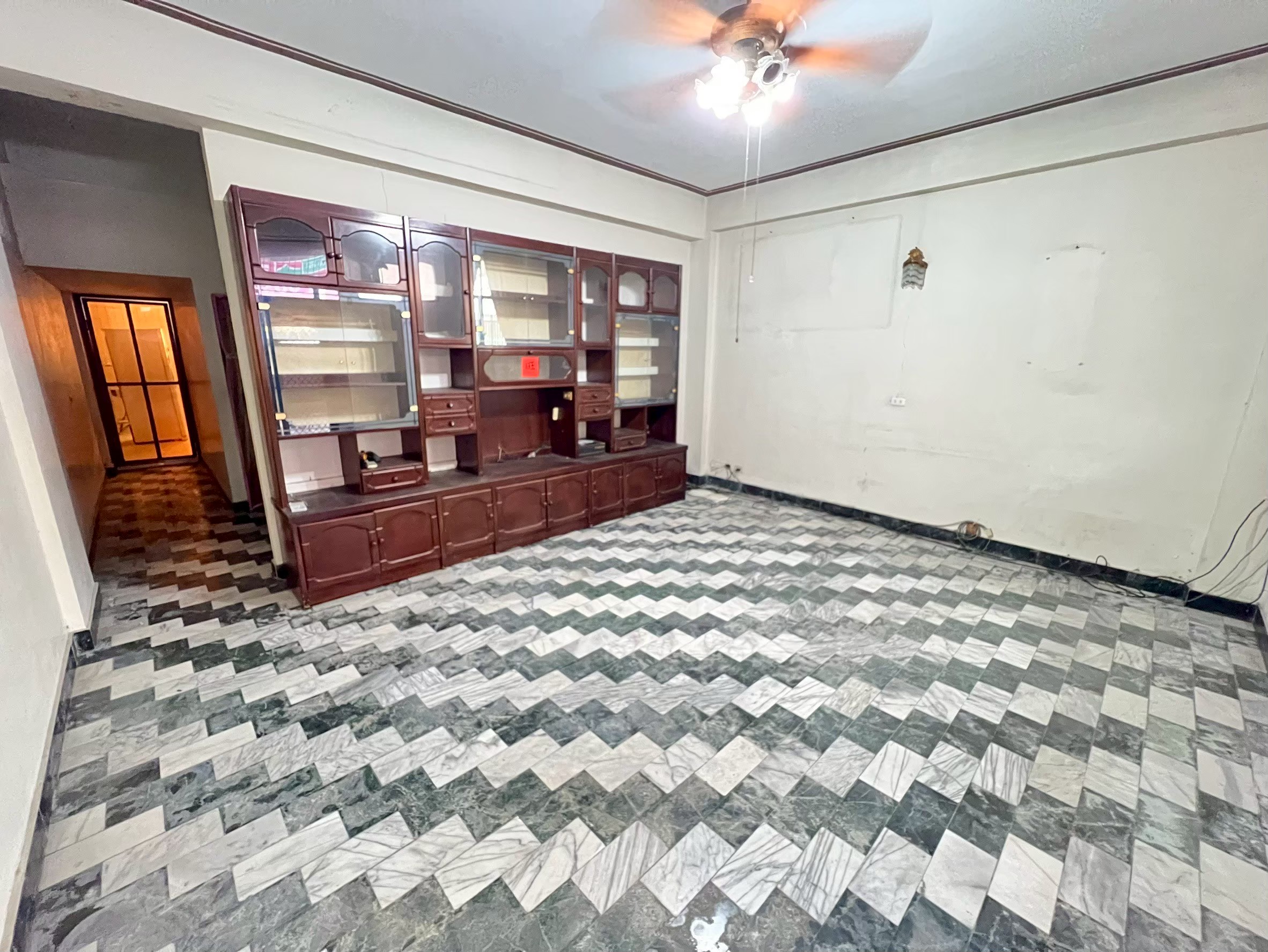 LINE_ALBUM_新化市場寬敞透天_251116_2