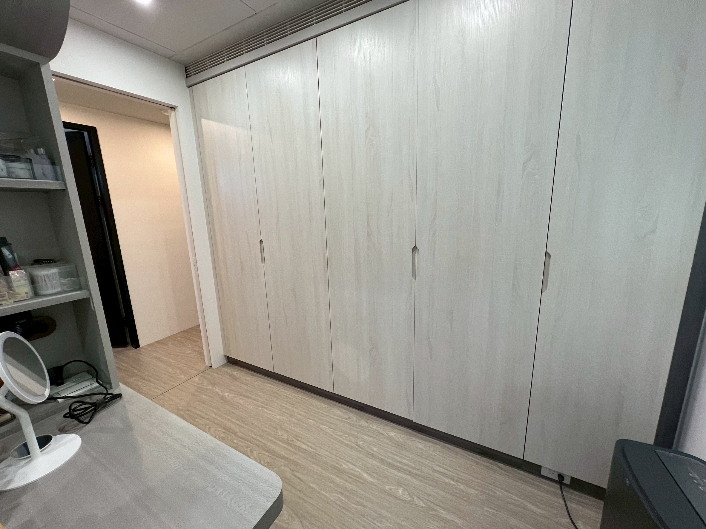 LINE_ALBUM_新化百萬裝潢簡約兩房_251102_4