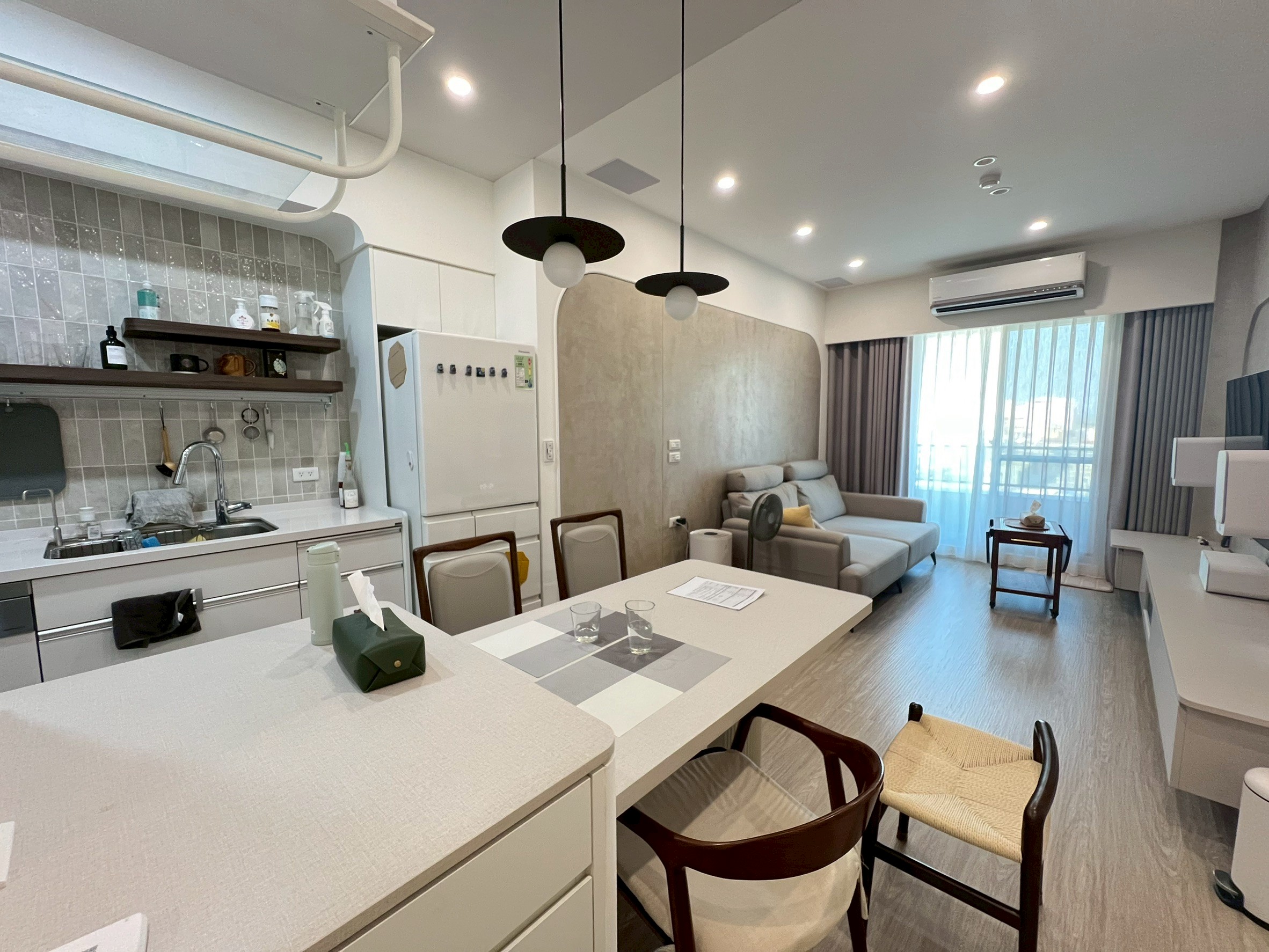 LINE_ALBUM_新化百萬裝潢簡約兩房_251102_8