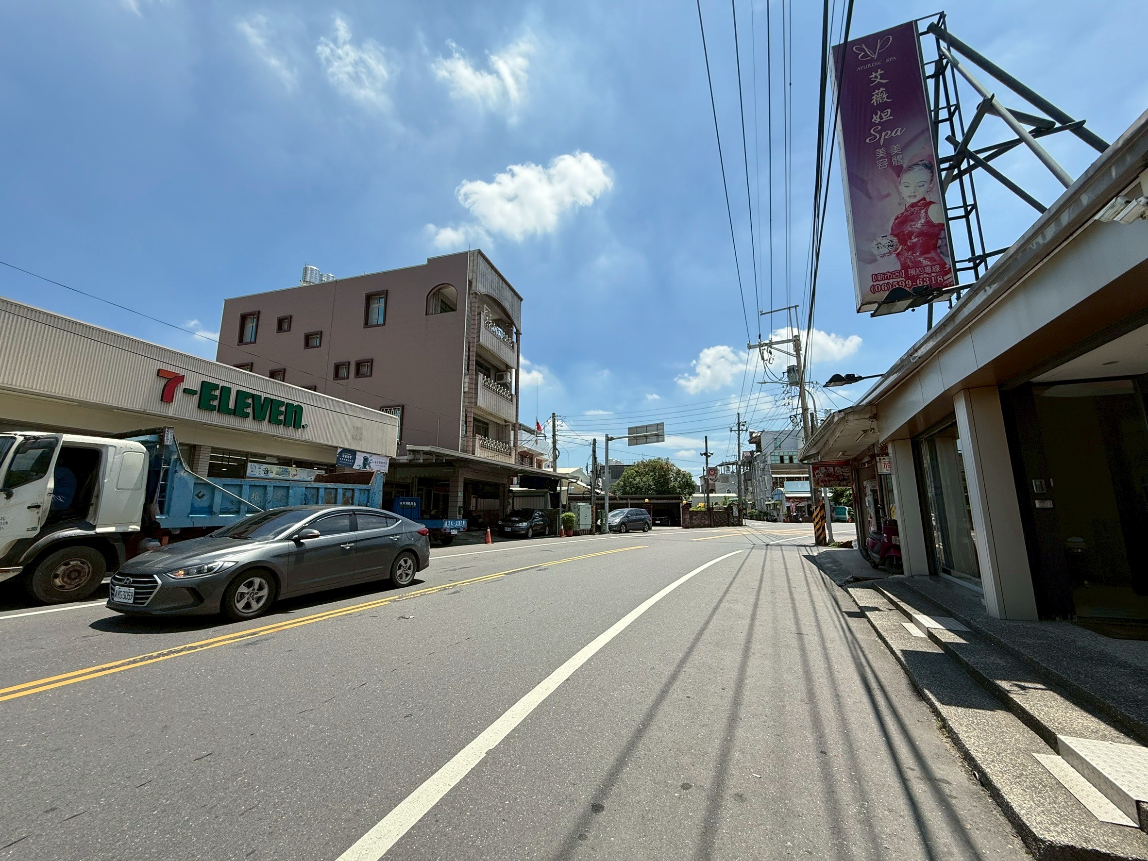 LINE_ALBUM_新市區月潭段 303地號 農地_250827_3