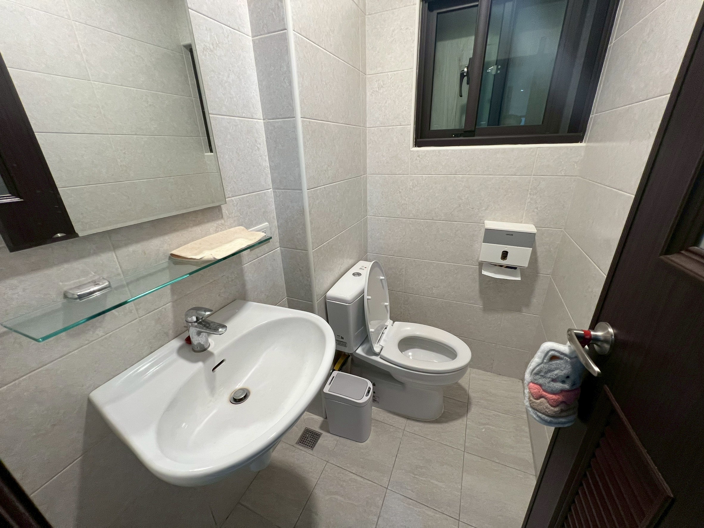 LINE_ALBUM_中正路靜岡新墅_251217_13