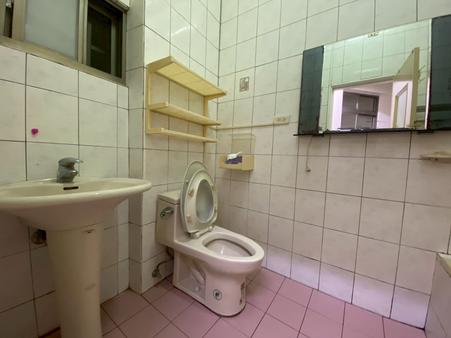 LINE_ALBUM_正新國小店面_251210_15