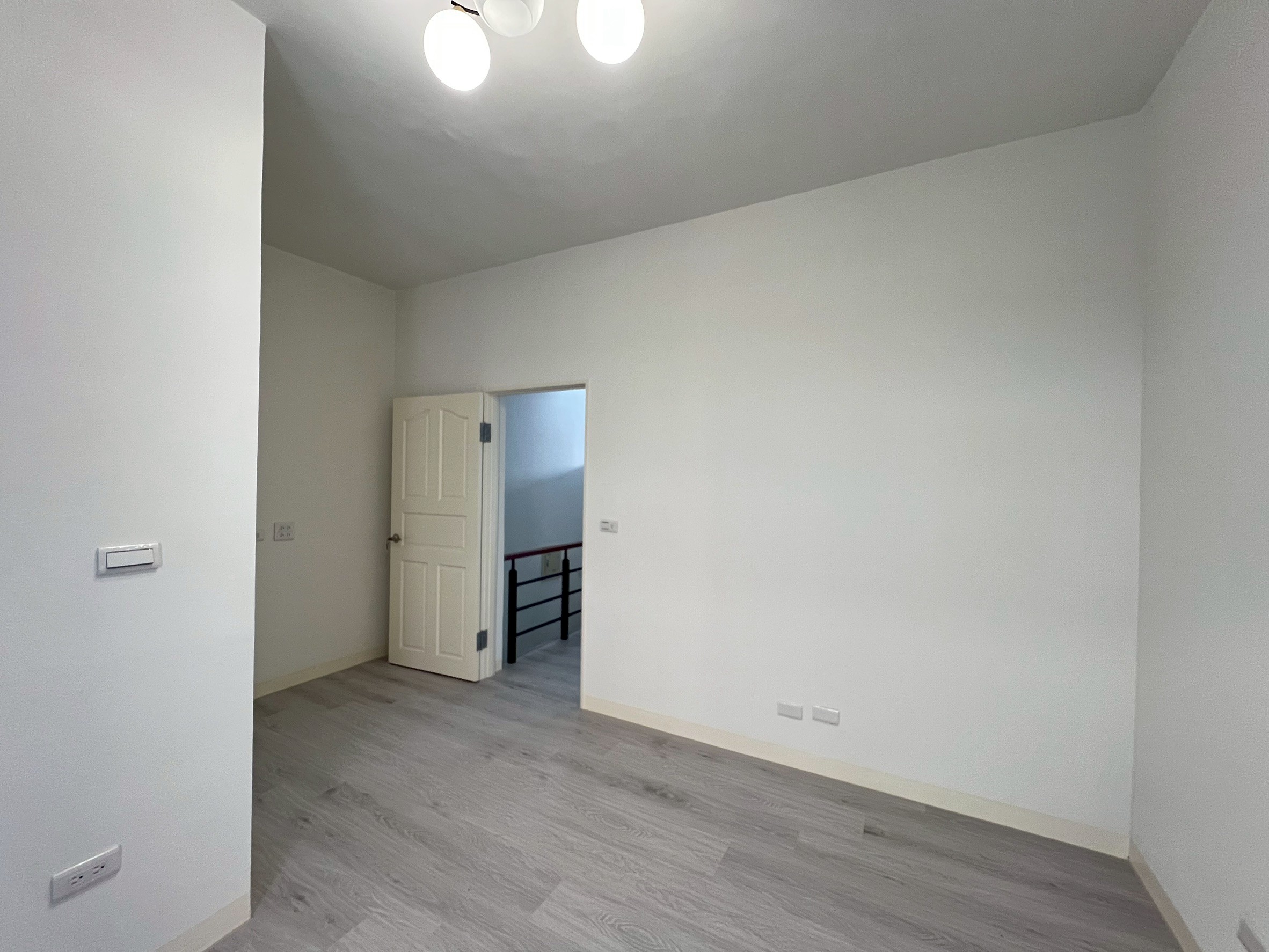 LINE_ALBUM_統一花園裝潢車墅_251130_17