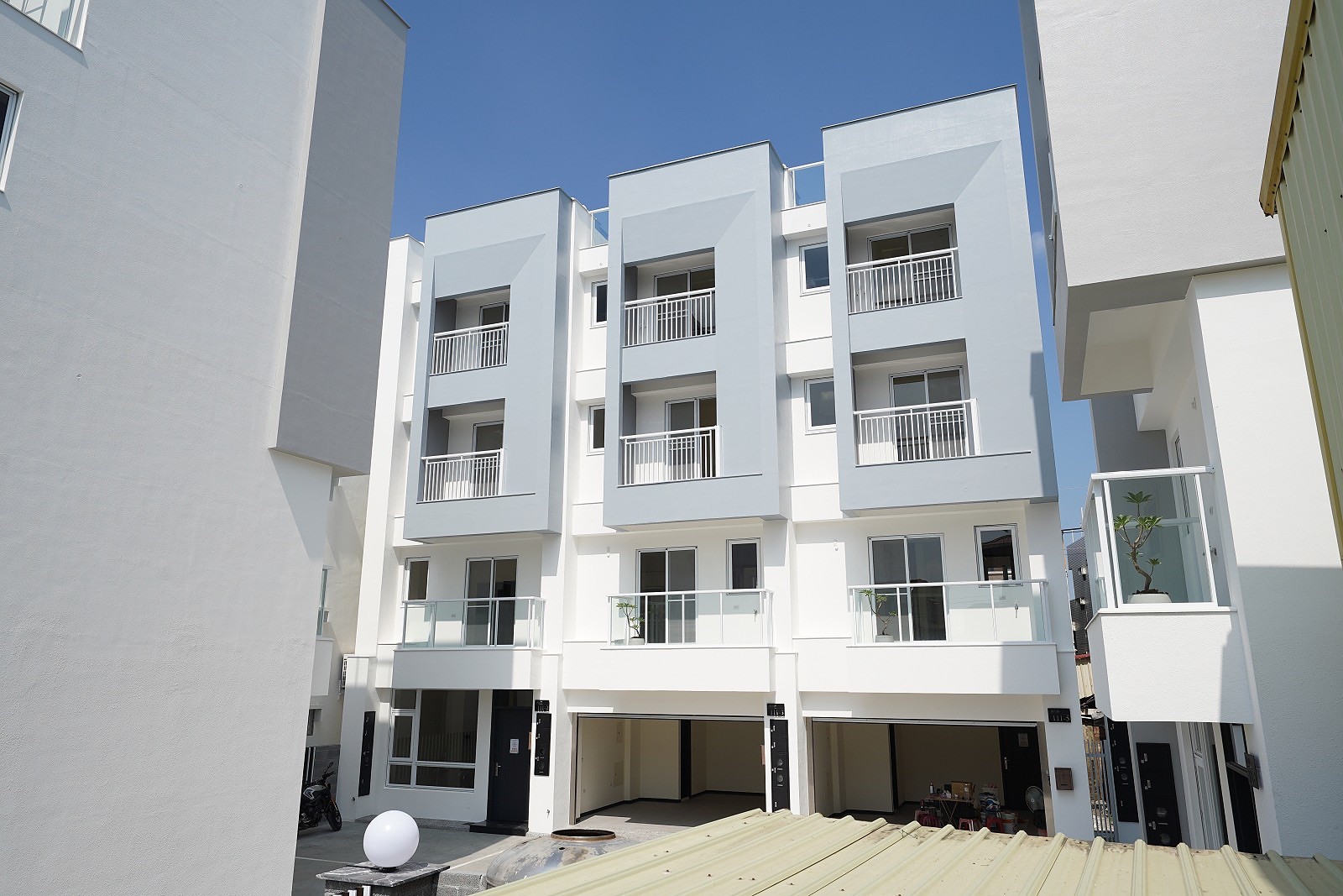 LINE_ALBUM_居易白_251125_2