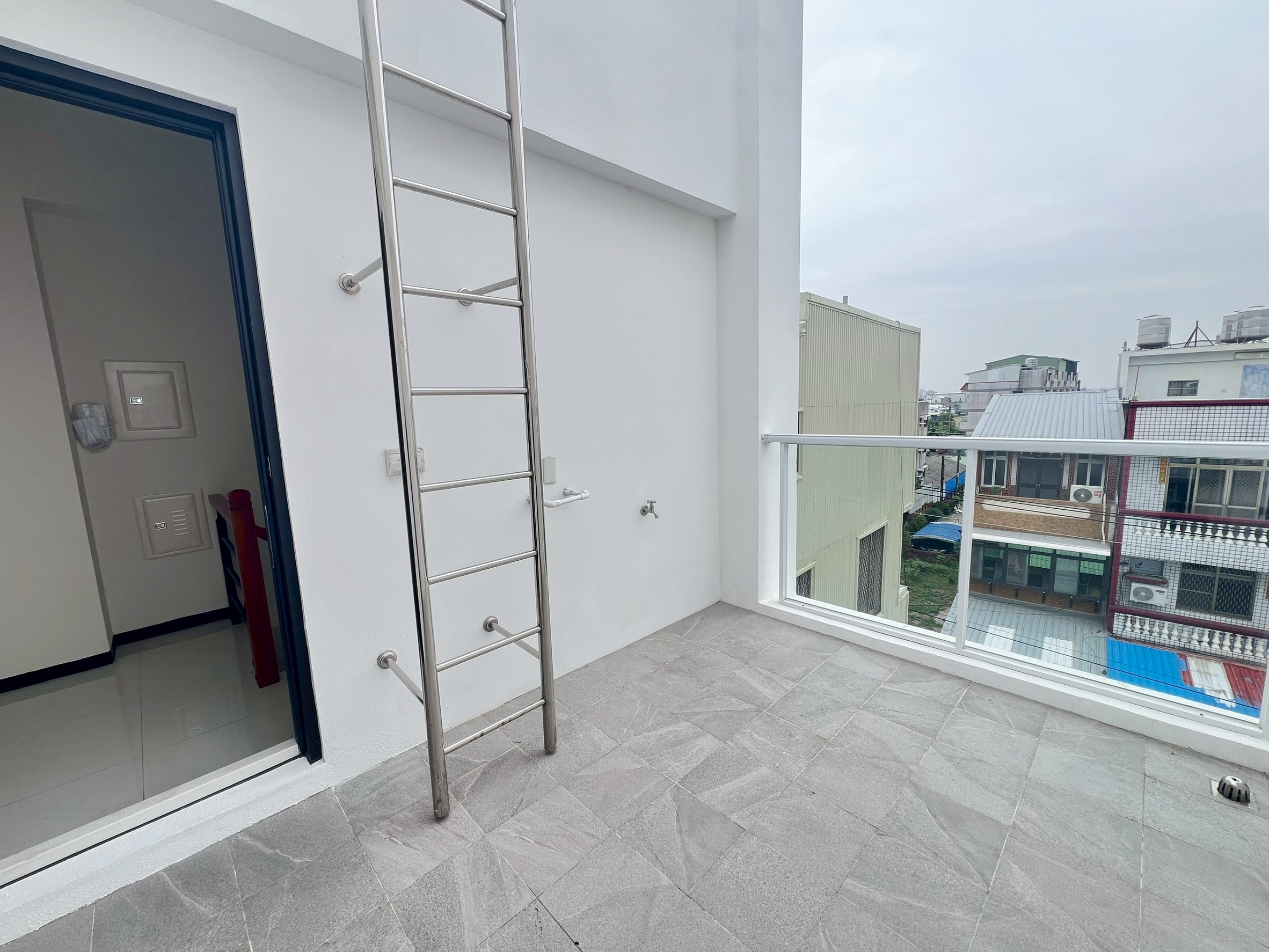 LINE_ALBUM_居易白_251219_13