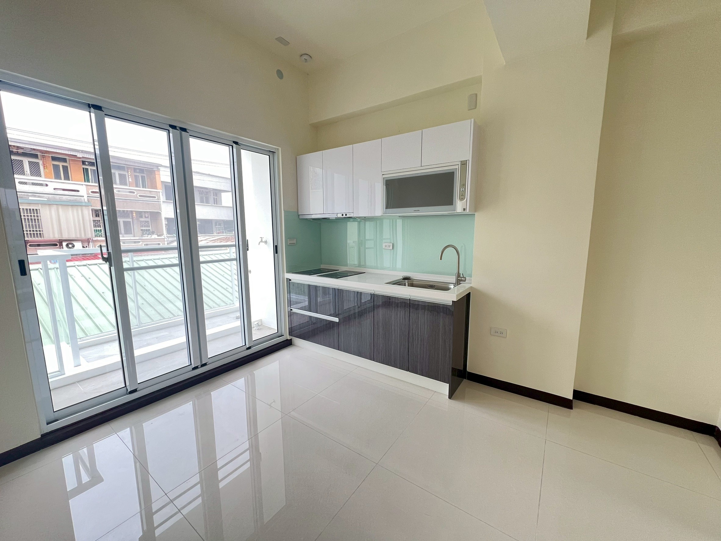 LINE_ALBUM_居易白_251219_18