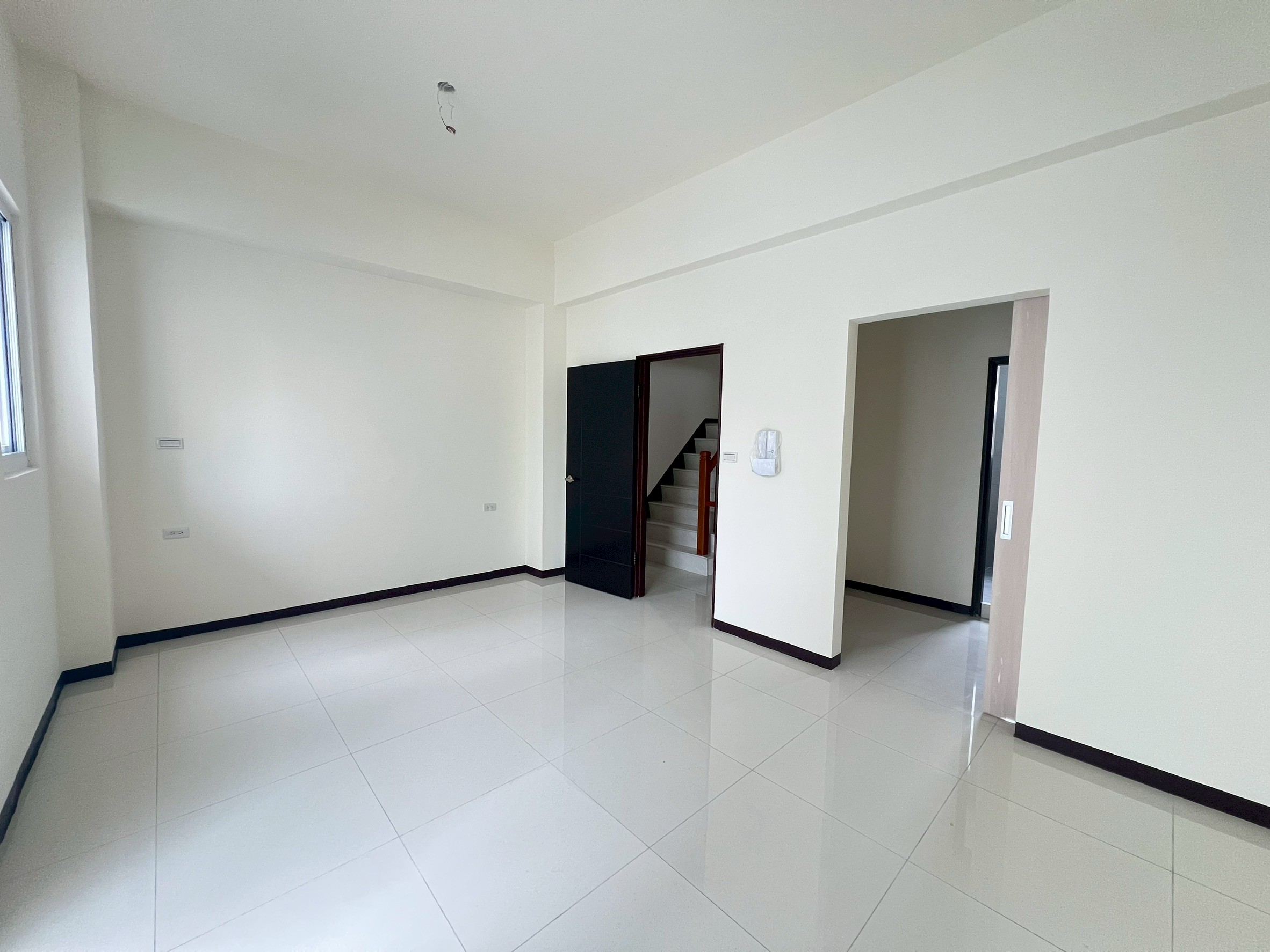 LINE_ALBUM_居易白_251219_4