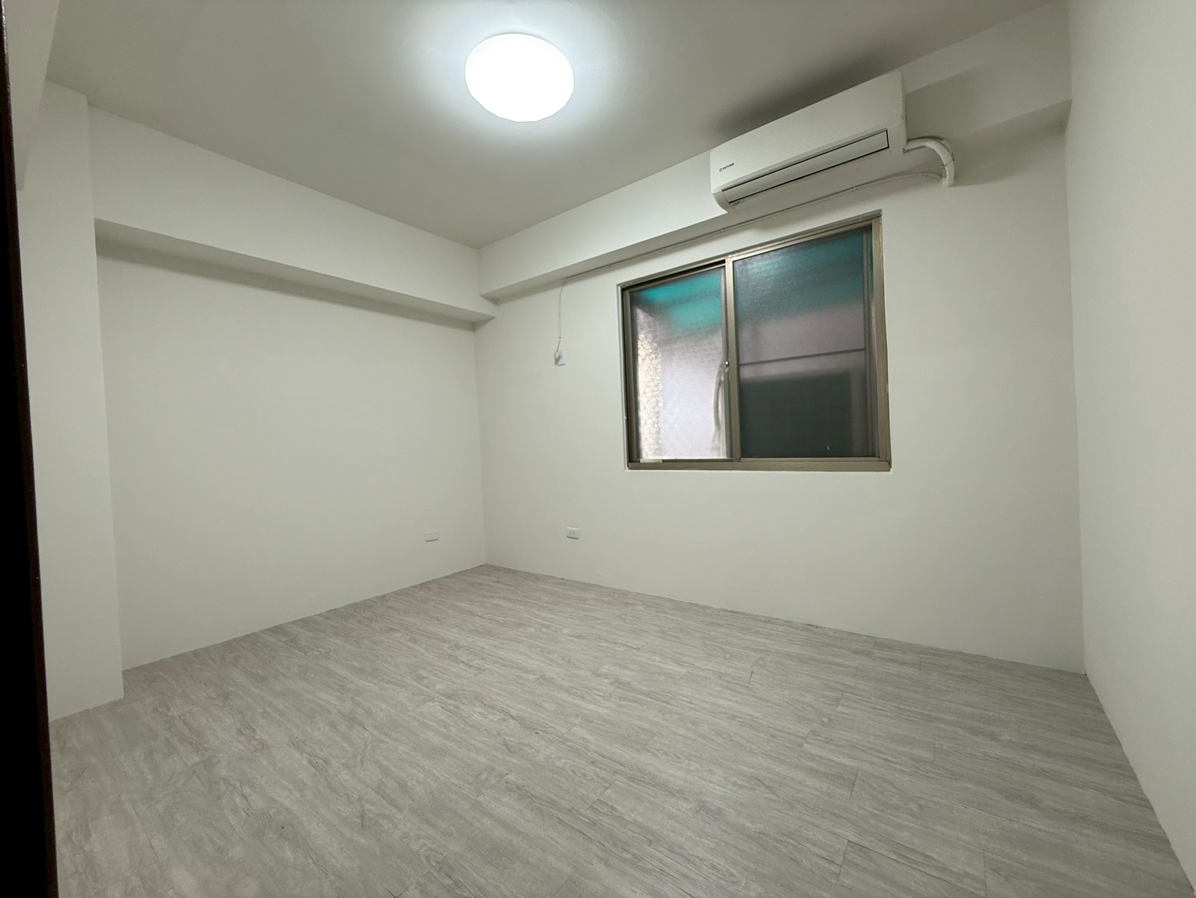 LINE_ALBUM_新化區大新路111巷48號3樓2 華廈_260109_11