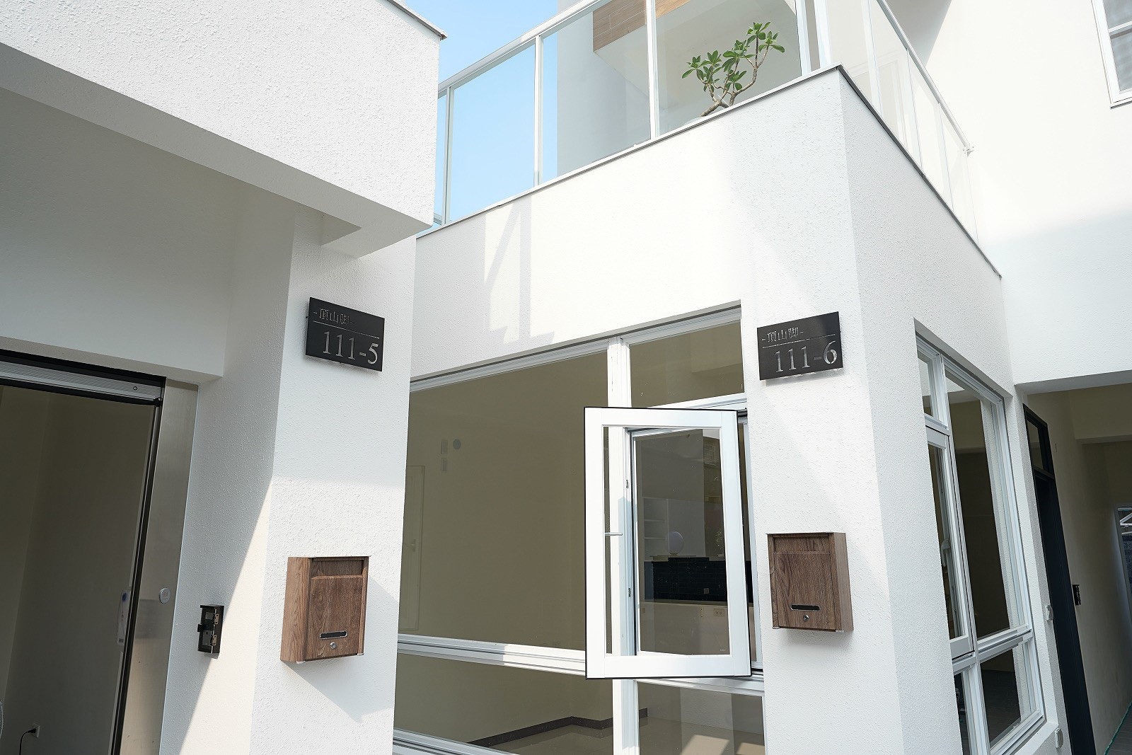 LINE_ALBUM_居易白_251125_7