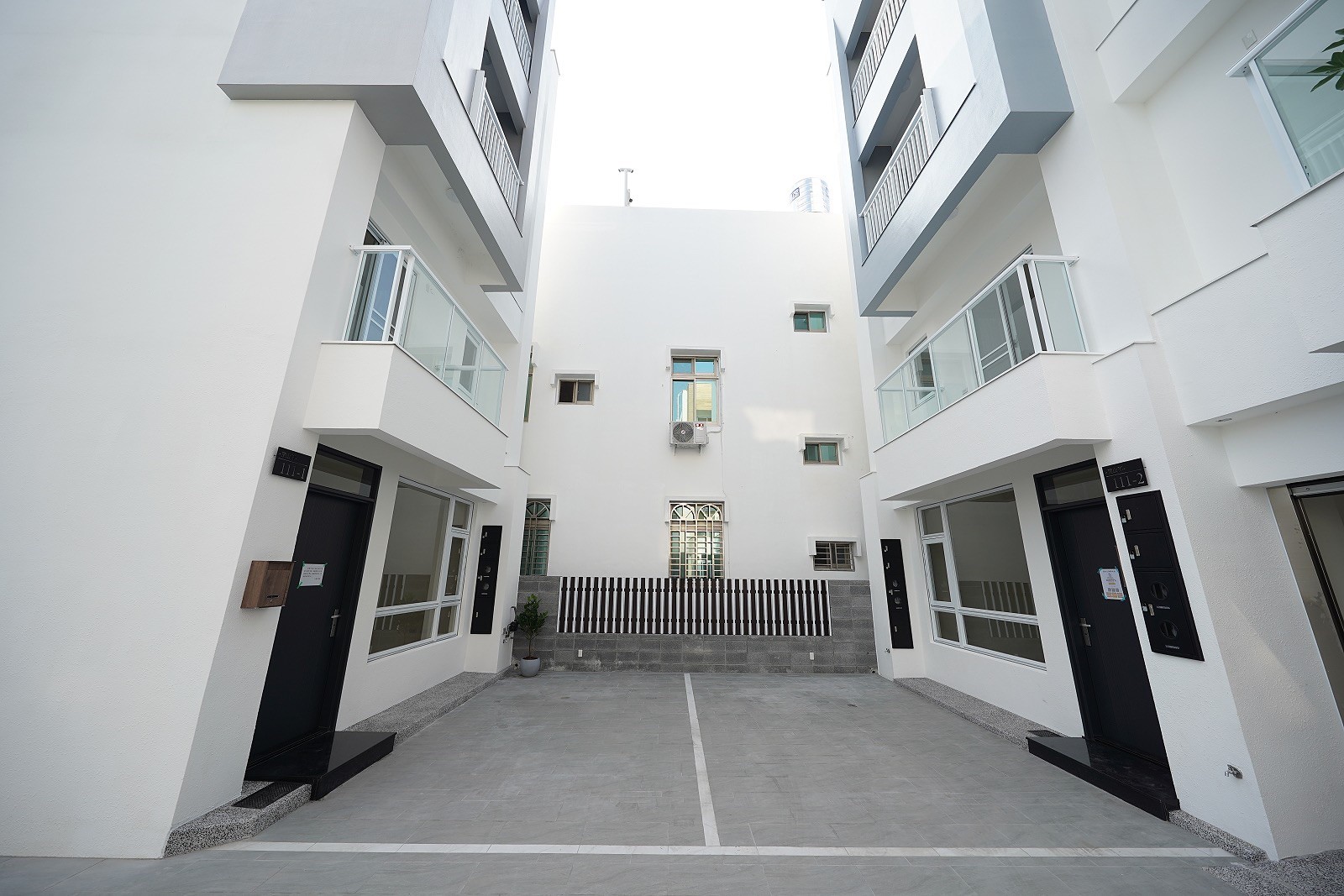 LINE_ALBUM_居易白_251125_9