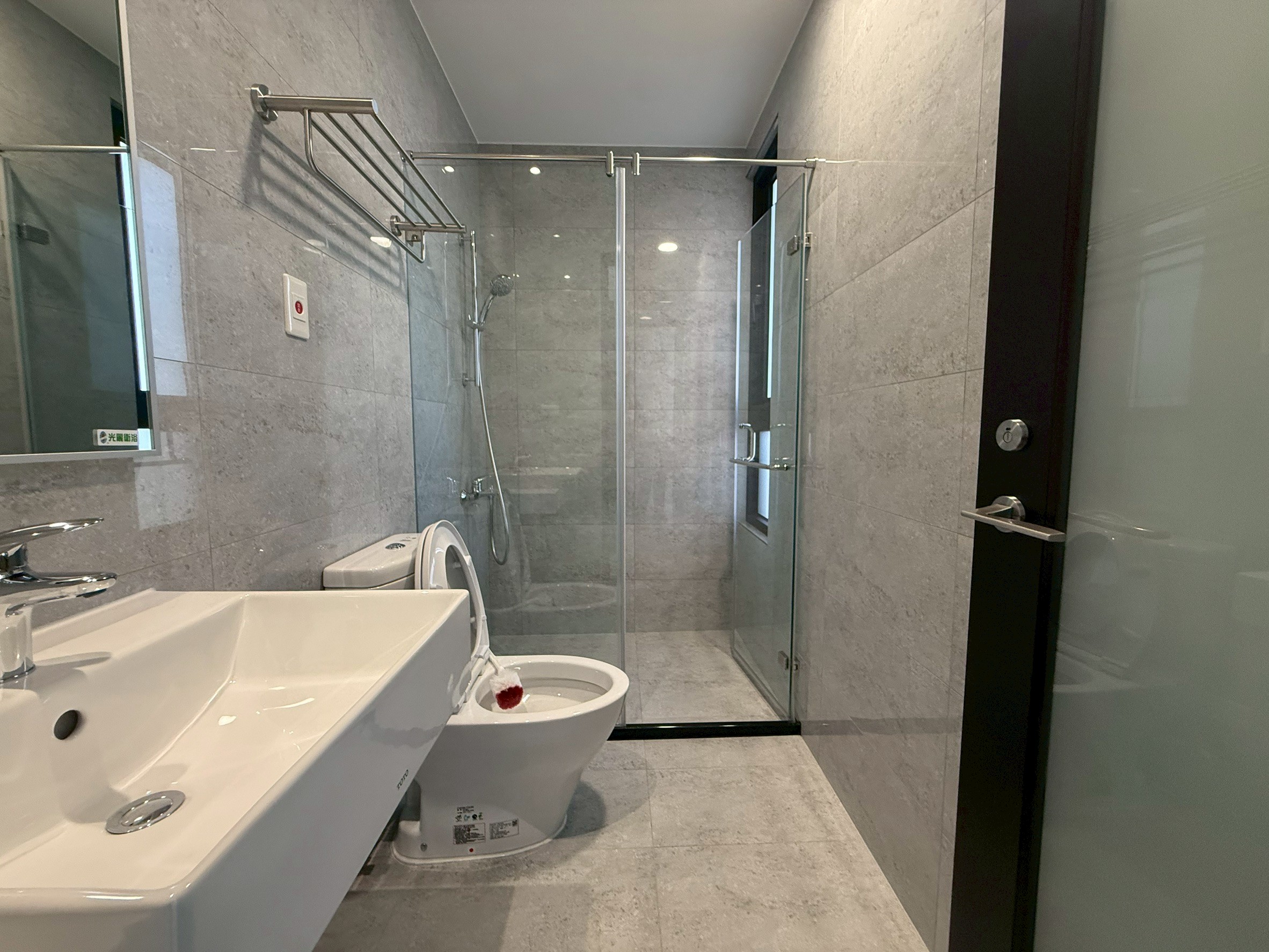 LINE_ALBUM_歸仁區保大路二段122巷23弄17號3樓之6_260325_14